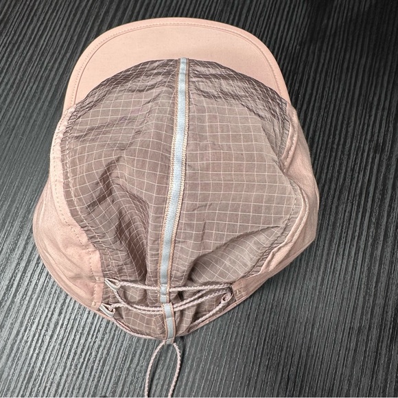 Lululemon Drawcord Hiking Cap NWT S/M (PCLY/ANCP) - Picture 6 of 14